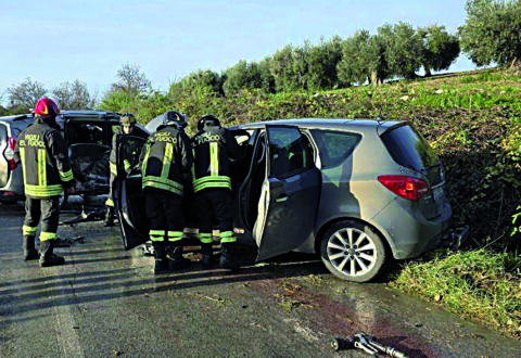 Scontro fra quattro veicoli tra Termoli e Petacciato: due feriti