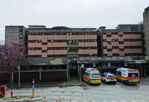 Sanità, la tenda di Piero potrebbe non restare sola