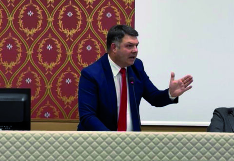 Debito e Dm 70, dopo la fiaccolata i sindaci ci riprovano in Conferenza