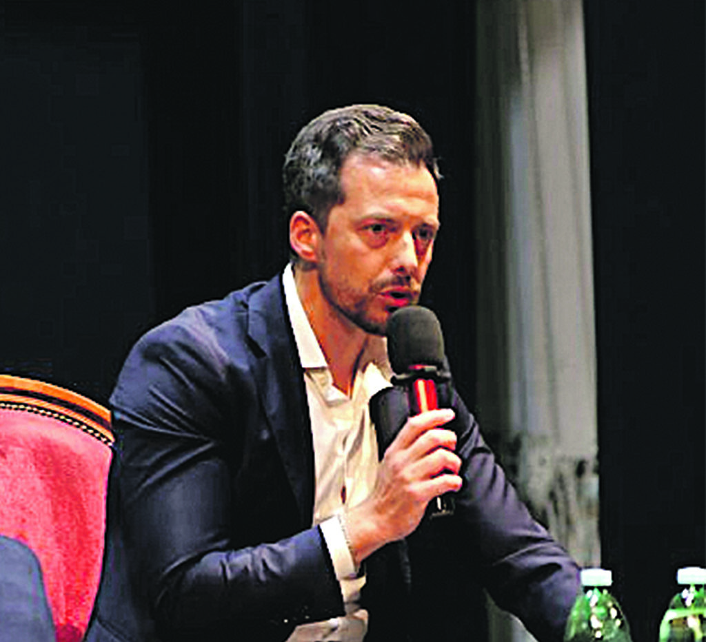 Benefit ai medici, Greco non le manda a dire: è solo uno spot