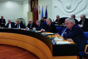 Rimpasto di metà mandato, riunioni e giornate decisive