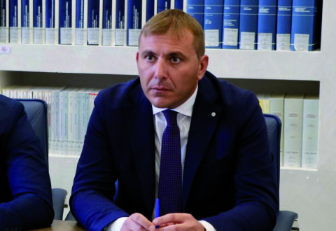 Primiani e la nuova fase dei 5s: né pregiudizi né subordinazioni