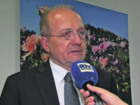 Potente, bipartisan e non in pensione. Bevere nuovo sceriffo a largo Gemelli