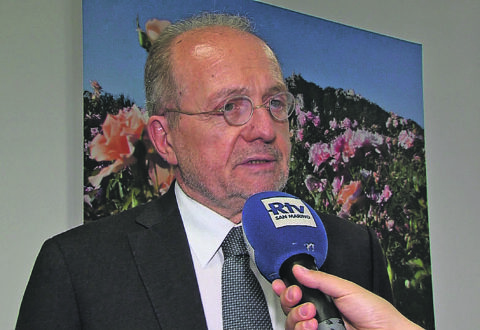 Potente, bipartisan e non in pensione. Bevere nuovo sceriffo a largo Gemelli