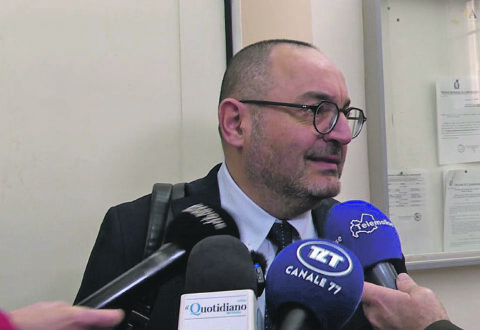 Maxi inchiesta su rifiuti e corruzione, udienza Gup rinviata: si decide a luglio