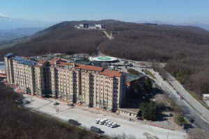 “Policlinico”, un sogno come l’autostrada? Speriamo di no