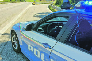 Polizia stradale al collasso, la Uil tuona: sotto organico, servono nuove unità