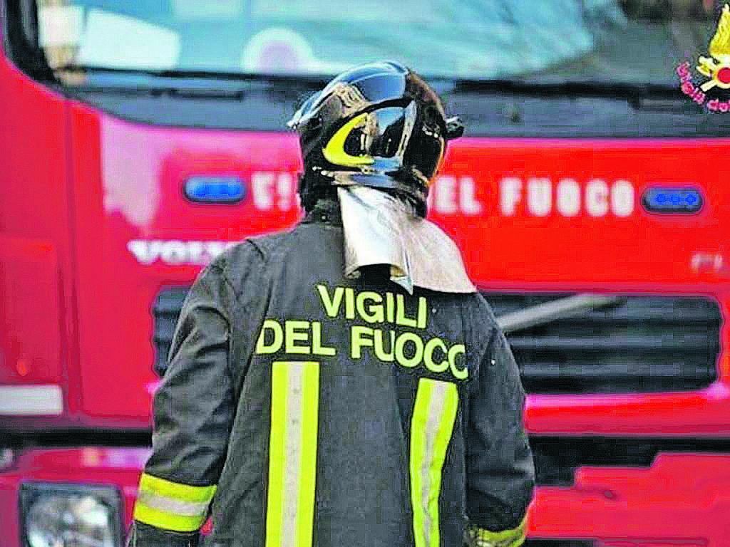 Condotta del gas tranciata: paura in via Piave