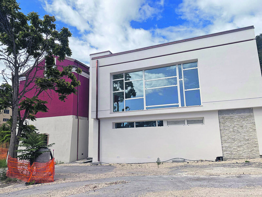 Ex mattatoio, da struttura fatiscente a casa del sapere: tra un mese la riapertura