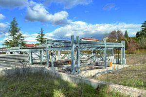 Contrade, Cefaratti tuona: «Il Comune ha abbandonato la periferia»