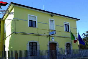 Ha tentato di investire il compagno dell’ex moglie, scatta il braccialetto