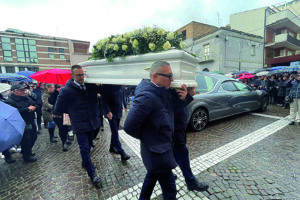 San Salvo si ferma per l’ultimo saluto a Giuseppe Panichelli