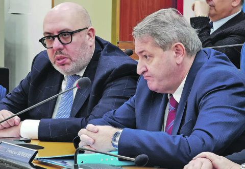 Rimpasto, nervi tesi in attesa della ridefinizione degli assetti