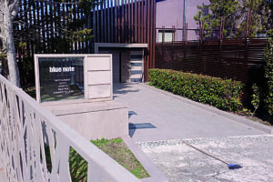 Il titolare: «In 35 anni di attività non è mai accaduto niente di simile»