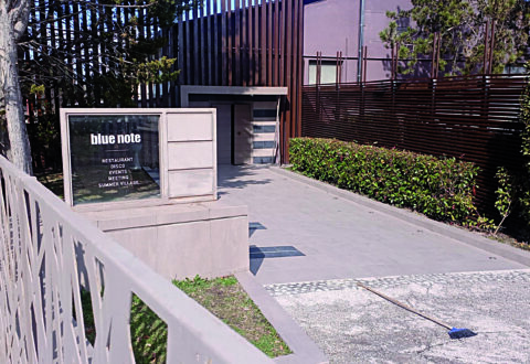 Il titolare: «In 35 anni di attività non è mai accaduto niente di simile»