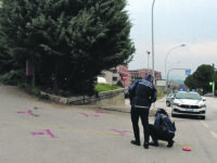 Scooter contro auto in via Puglia, centauro 18enne finisce in ospedale
