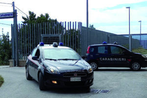 Agnone, locale svaligiato nella notte: bottino da migliaia di euro