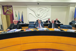 L’Aula avvisa Bonamico e Di Giacomo: Roberti commissario della sanità