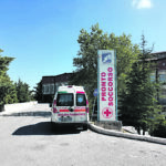 Si alleggerisce la posizione dei cinque medici indagati