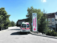 Si alleggerisce la posizione dei cinque medici indagati