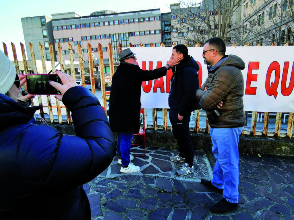 Castrataro, la protesta che interroga le coscienze