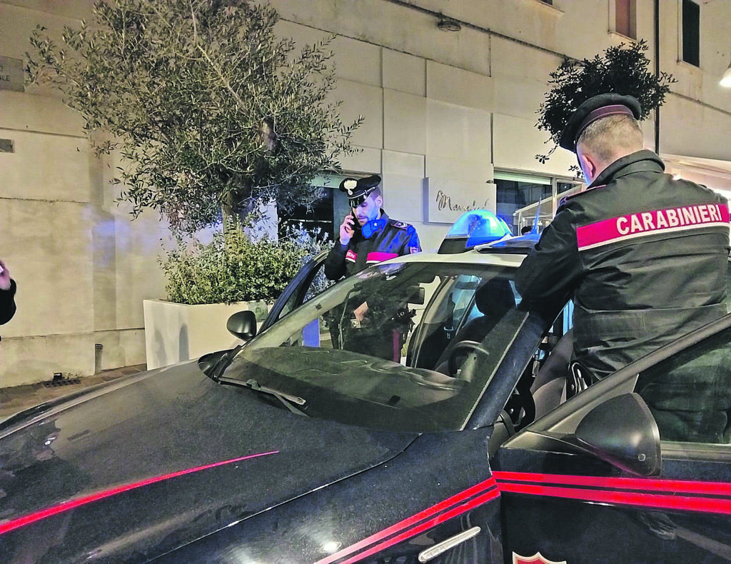 Termoli, picchia il clown dei conigli sul Corso Nazionale