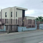 Giovane romeno in gravi condizioni, due arresti