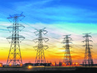 La guerra fa schizzare il costo di luce e gas, aumento di oltre 40 milioni