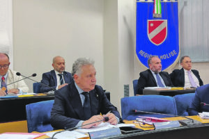 Elettrificazione, Marone respinge le accuse: ritardi recuperati grazie a noi