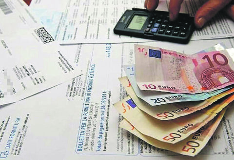 Luce e gas, la guerra ci costerà 70 milioni