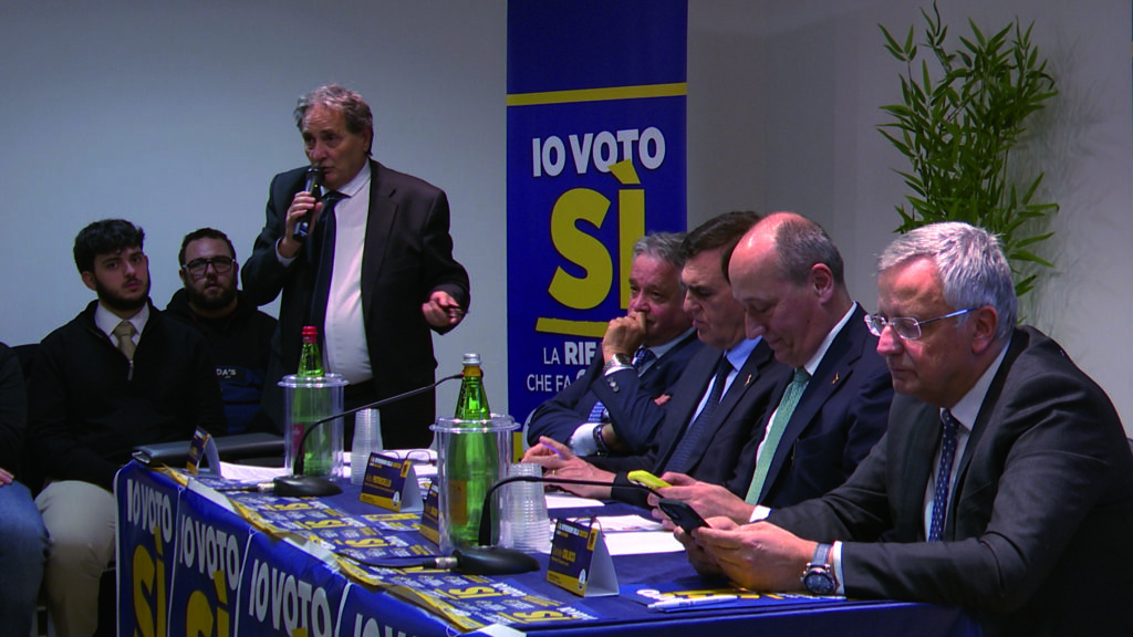 Referendum, il “Sì” della Lega: «Paese efficiente e moderno»