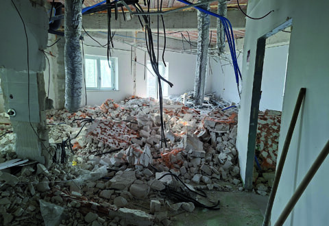 Torre Covid fuori dal pantano, partiti i lavori all’ex hospice per potenziare i letti di intensiva