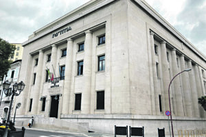 Campobasso, viola 300 volte il divieto di avvicinamento alla ex in due mesi: scatta il divieto di dimora per un 46enne