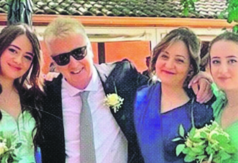 Sara e Antonella, sopralluogo della Squadra Mobile in paese