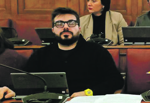 Fuori dal Consiglio, Lopriore non nasconde la delusione: «Pronto a sfiduciare la sindaca»