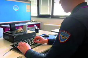 Truffa online, scongiurato raggiro da quasi 20mila euro: donna denunciata