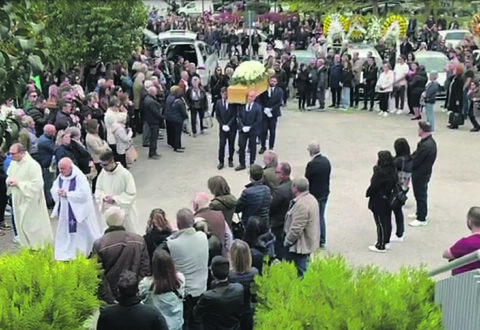 Isernia piegata dal dolore, ieri l’addio a Danilo Angelone