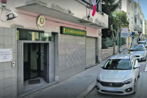 Droga, sequestrati oltre cinque chili di marijuana