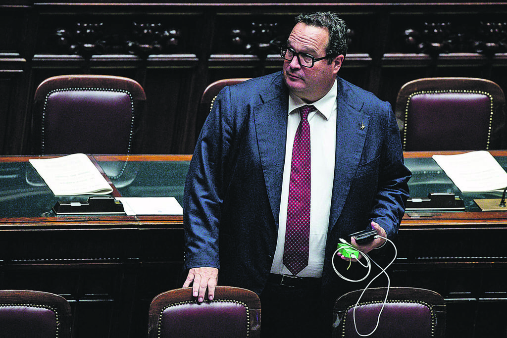 Il commissariamento non lede i diritti dei molisani, Bufera del Pd su Durigon